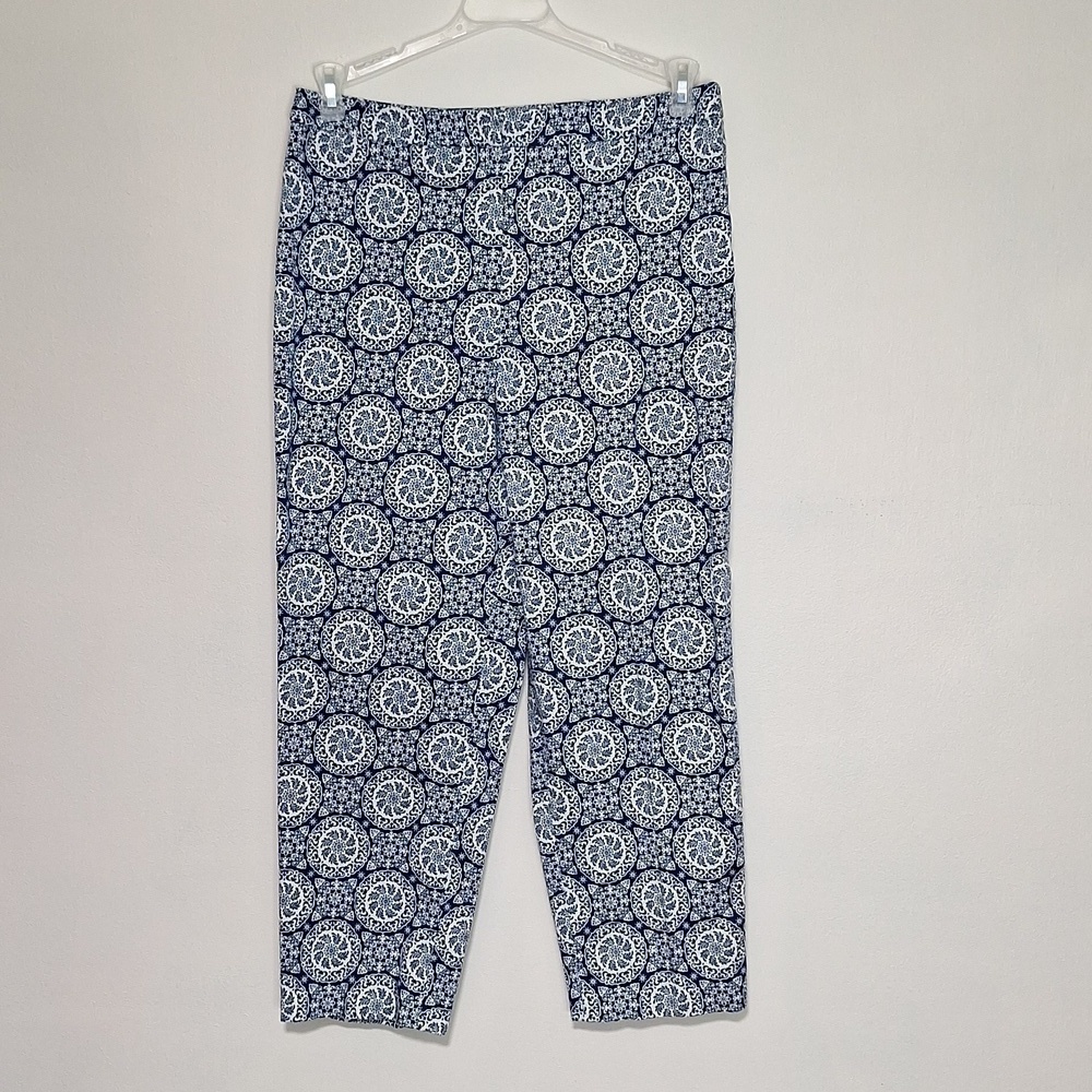Talbots Petites Stretch Capri Pants Medallion